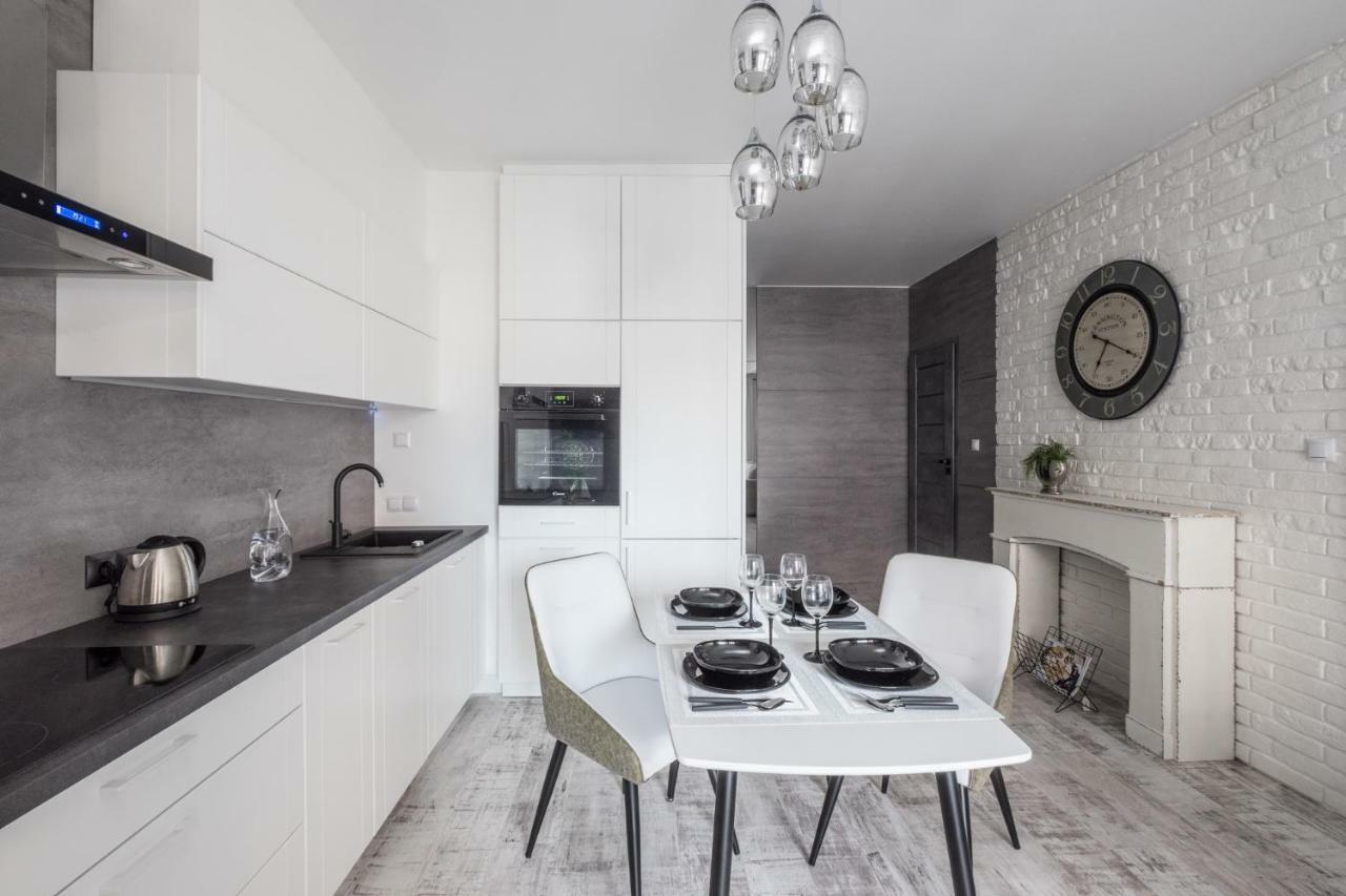 Good Time Apartment Business Center Варшава Екстериор снимка