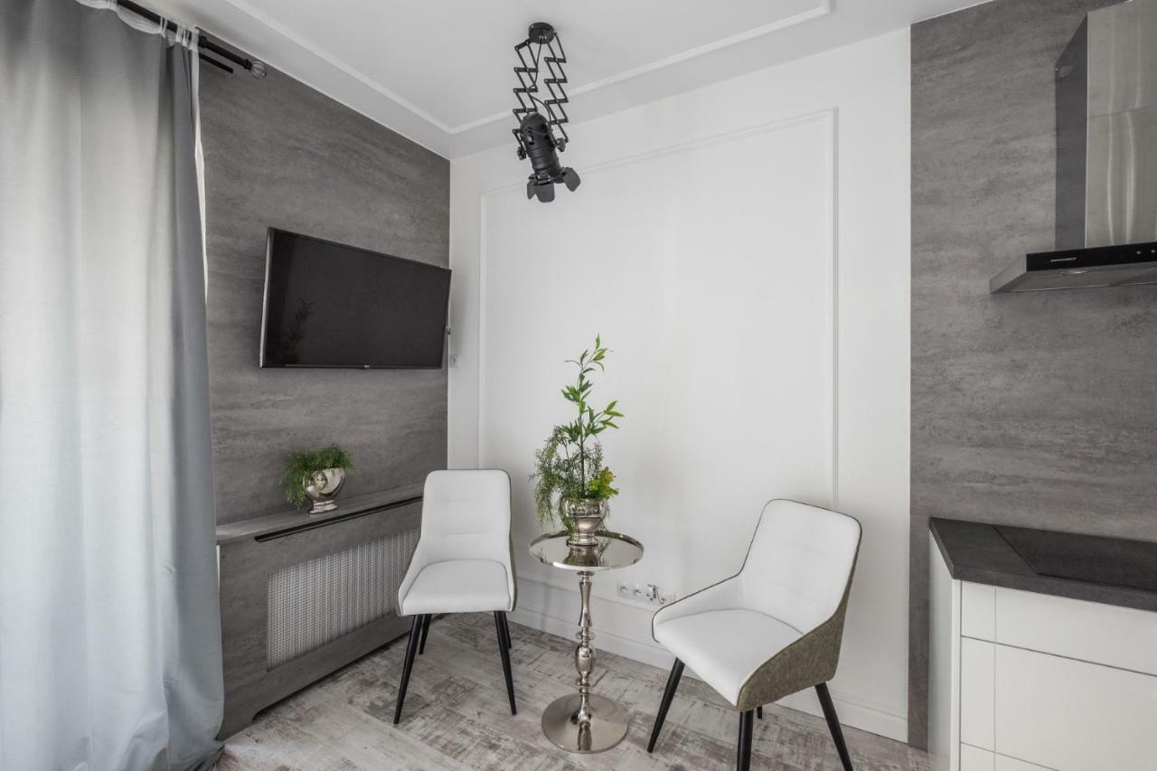Good Time Apartment Business Center Варшава Екстериор снимка